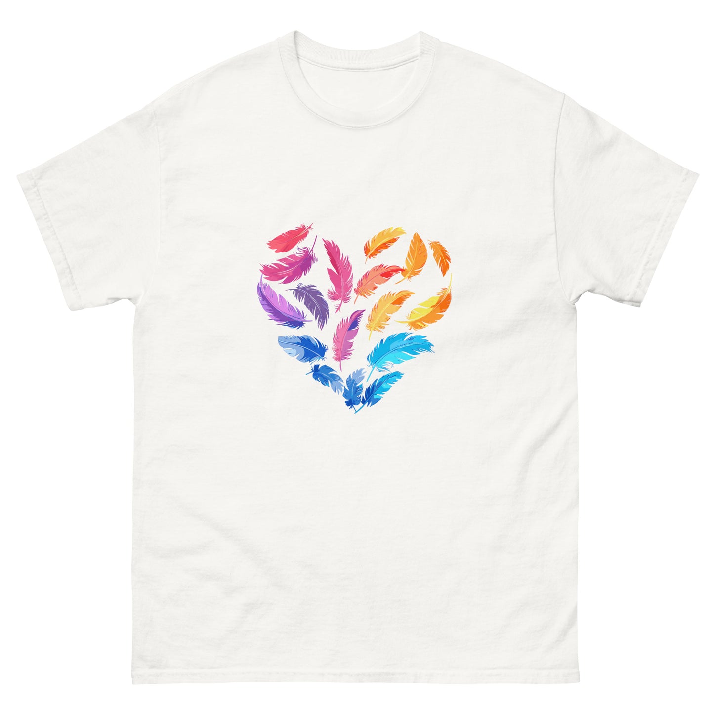 Frontansicht eines Tshirt fuer Frauen mit einem Huebschen Herz aus Federn darauf