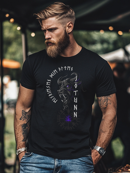 Joetunns Macht Lila Wikinger T-Shirt von Vorne
